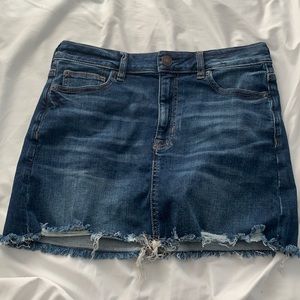 American eagle jean skirt never worn!!